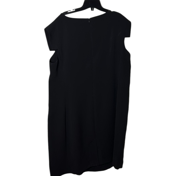 M.M. Lafleur black dress,2X, PTP 22.5”,fairygoth,cap sleeve,the Sarah dress,EC - Picture 8 of 12